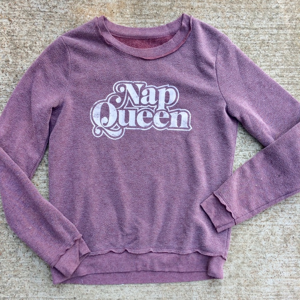 Well Worn Brand Nap Queen Sweatshirt Small